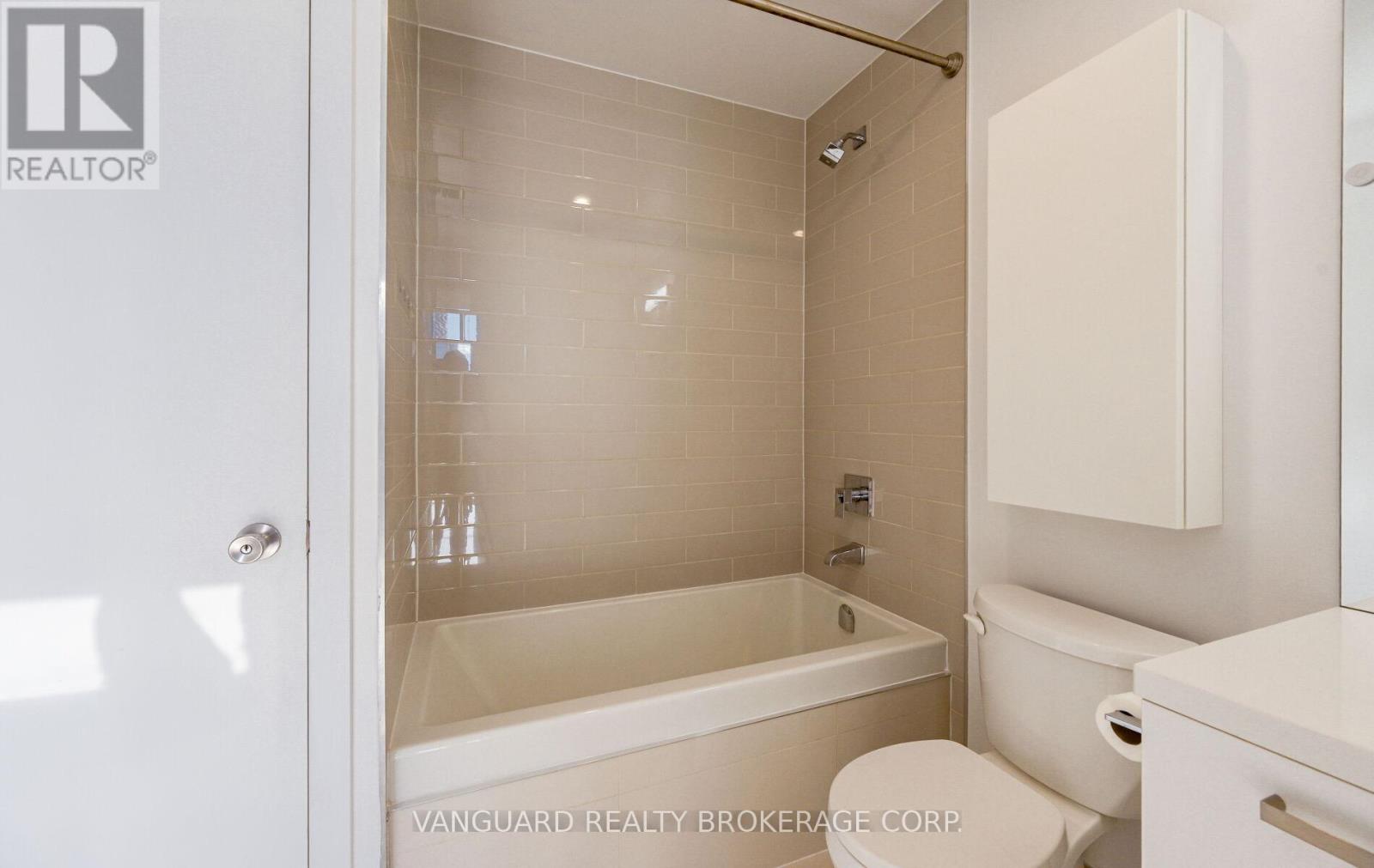 1010 - 39 Brant Street, Toronto, Ontario  M5V 0M8 - Photo 30 - C12533070