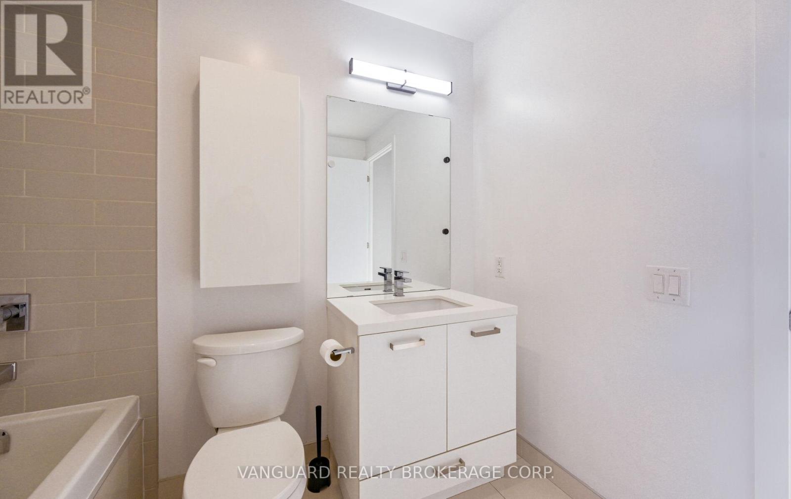 1010 - 39 Brant Street, Toronto, Ontario  M5V 0M8 - Photo 31 - C12533070