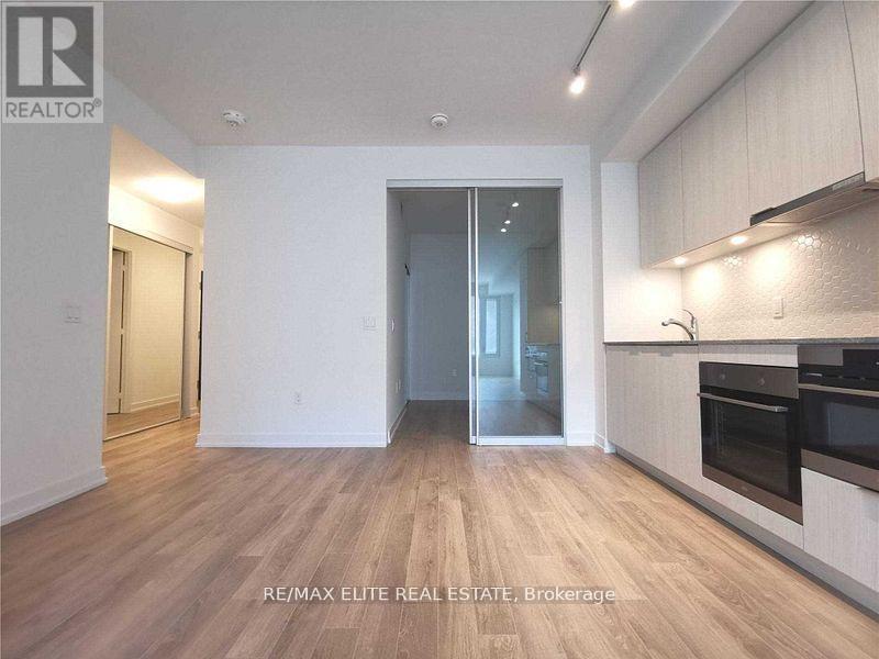 201 - 158 Front Street E, Toronto, Ontario  M5A 0K9 - Photo 11 - C12533158