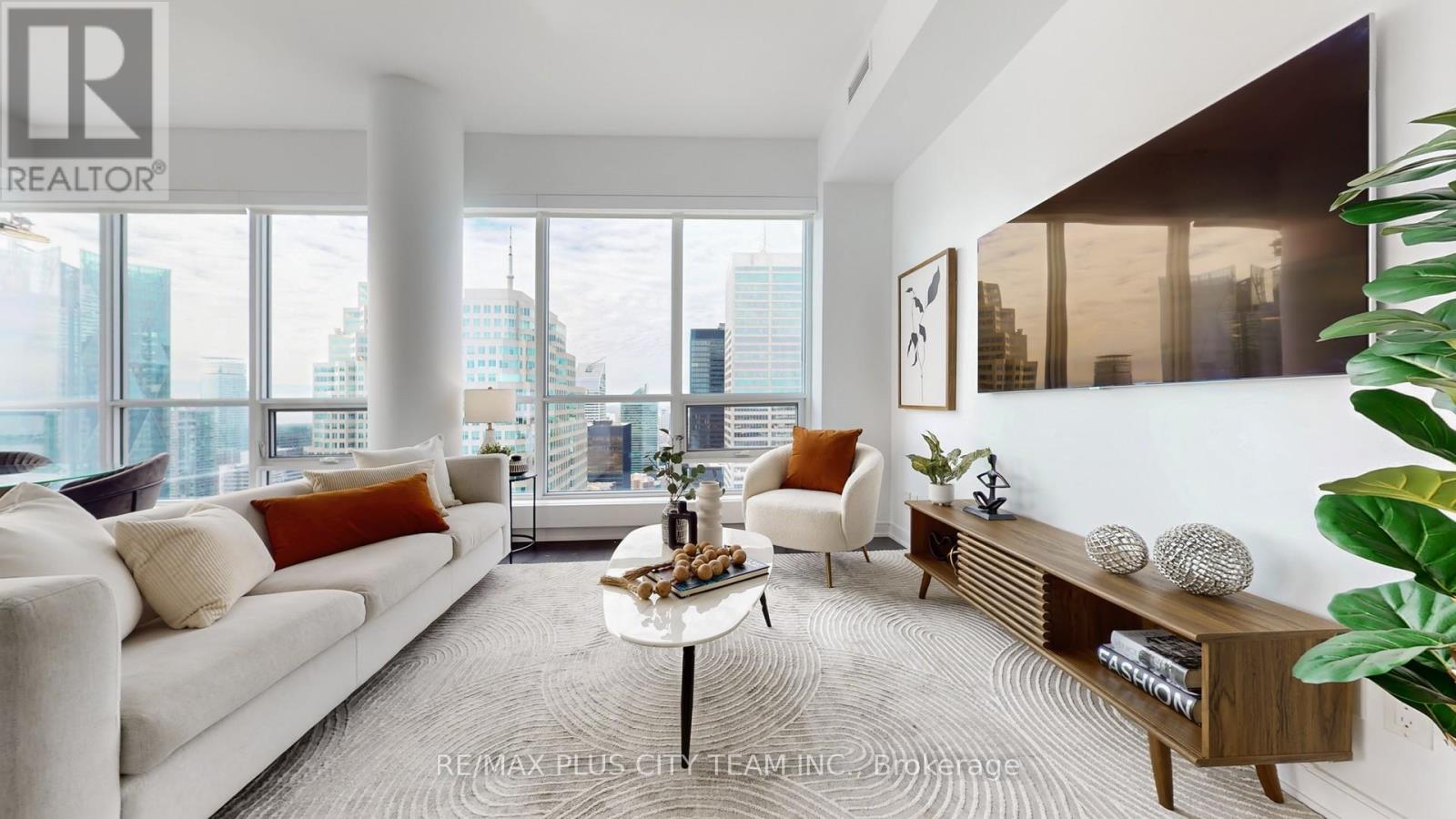 5504 - 88 Scott Street, Toronto, Ontario  M5E 0A9 - Photo 3 - C12533166