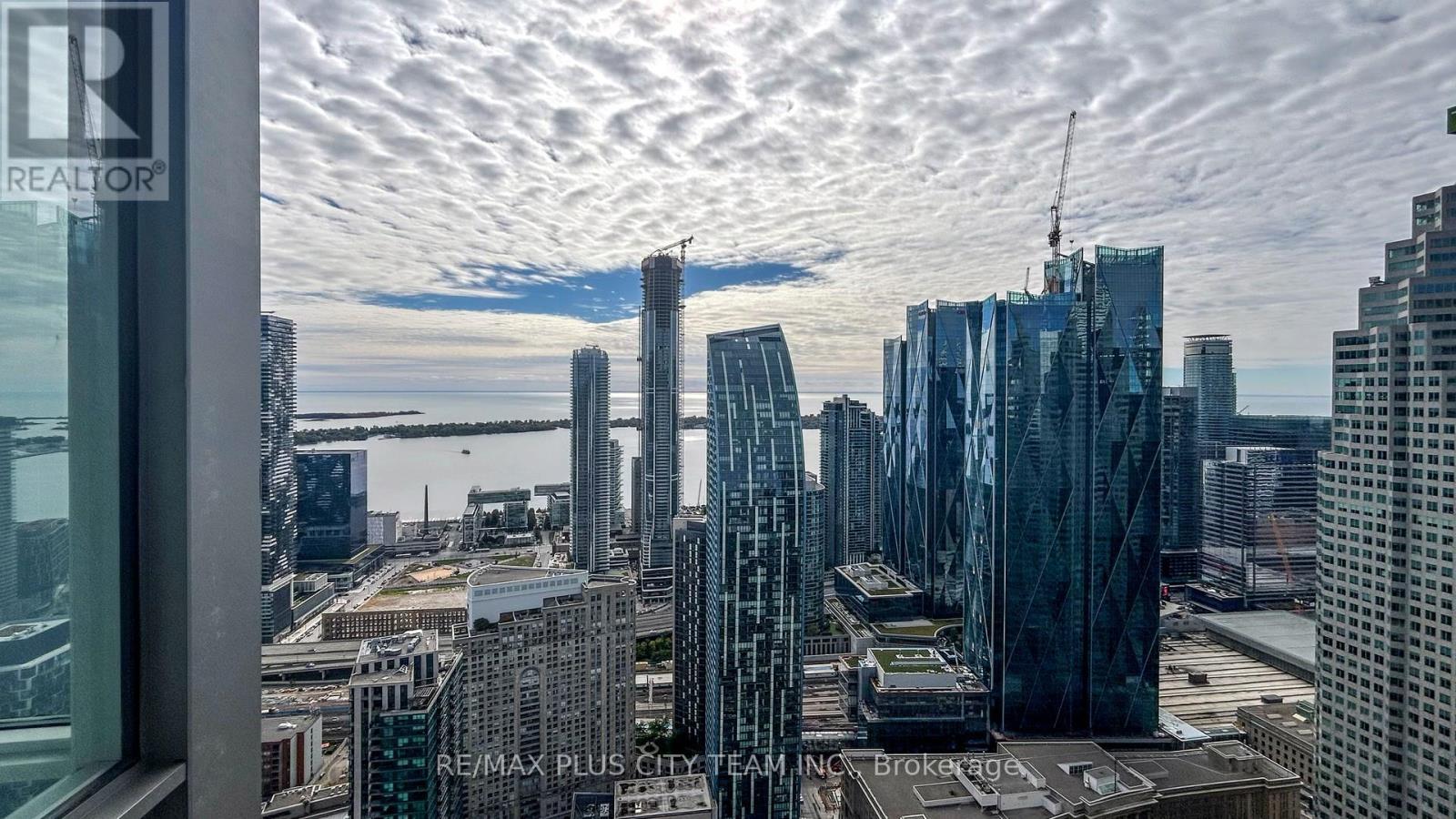 5504 - 88 Scott Street, Toronto, Ontario  M5E 0A9 - Photo 36 - C12533166