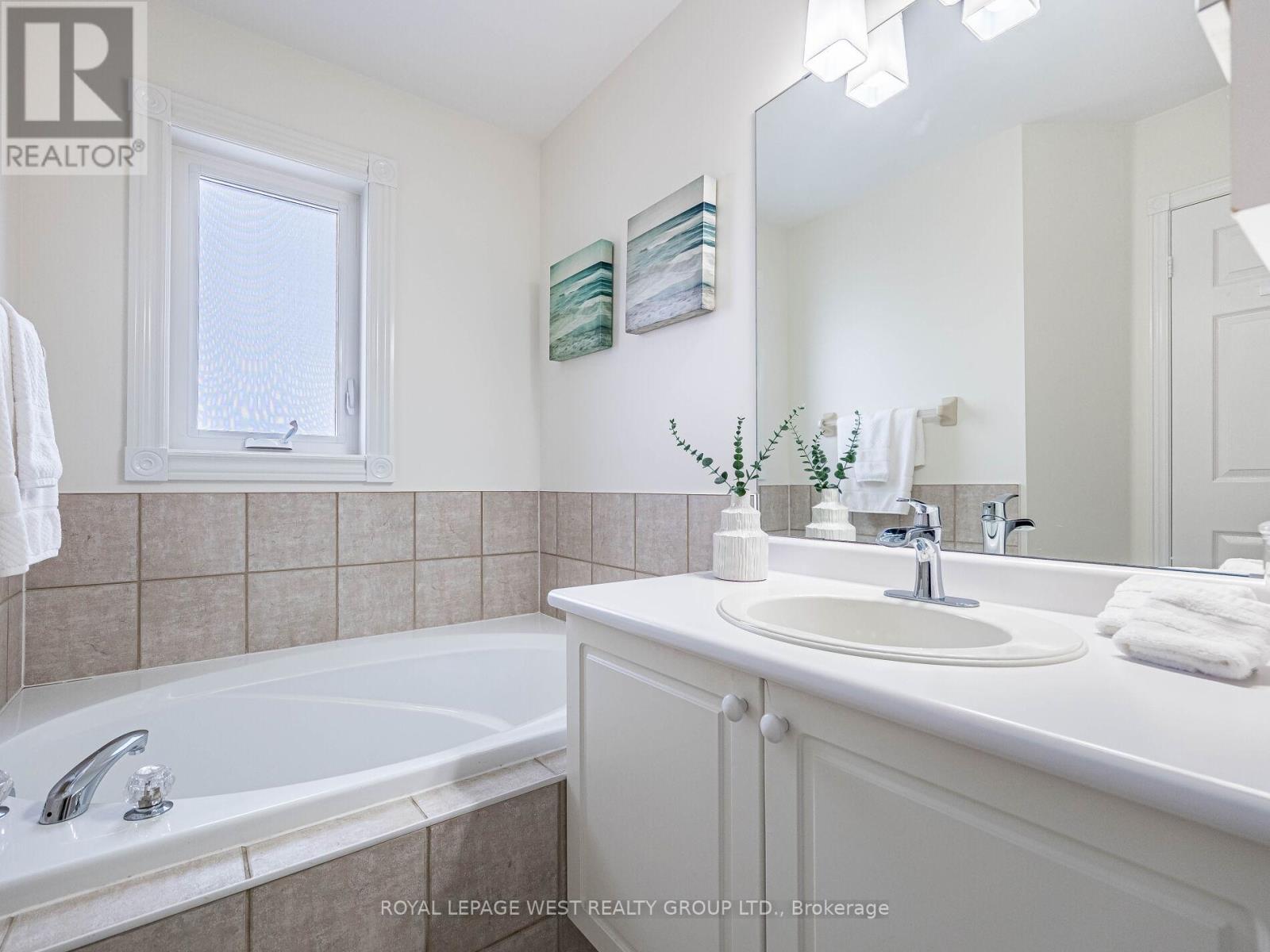 52 Long Island Crescent, Toronto, Ontario  M1C 5E4 - Photo 15 - E12532930