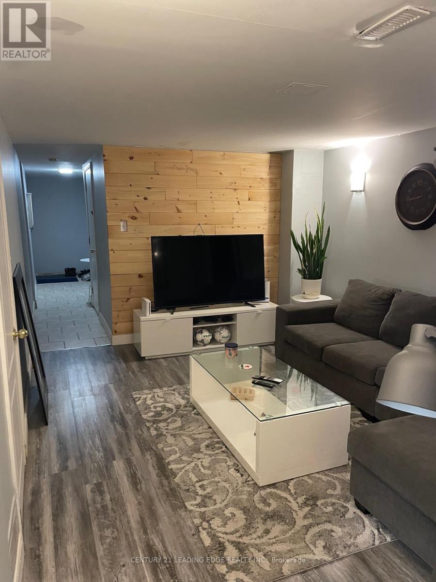 Lower - 49 Clappison Boulevard, Toronto, Ontario  M1C 2G8 - Photo 14 - E12533040