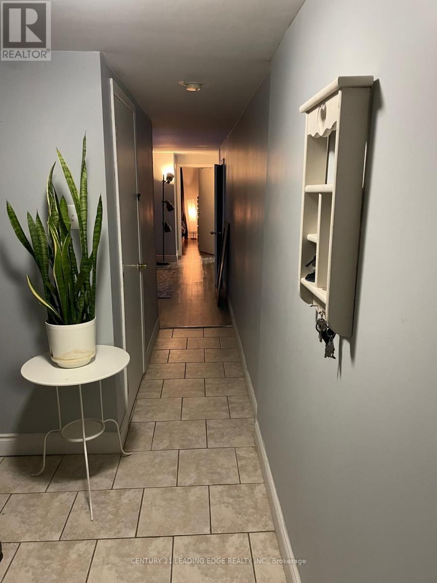 Lower - 49 Clappison Boulevard, Toronto, Ontario  M1C 2G8 - Photo 4 - E12533040