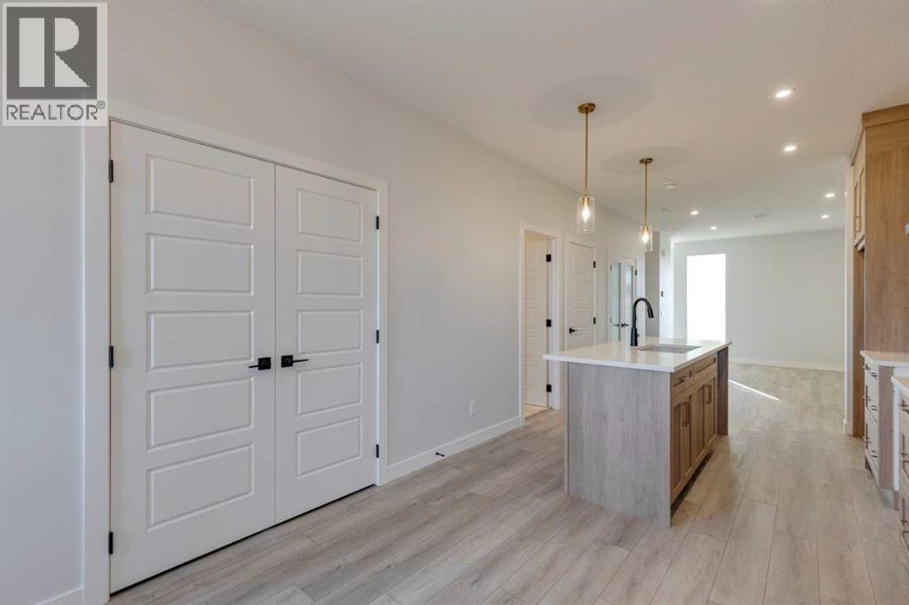 8542 Huxbury Drive Ne, Calgary, Alberta  T2A 4Y1 - Photo 17 - A2247736