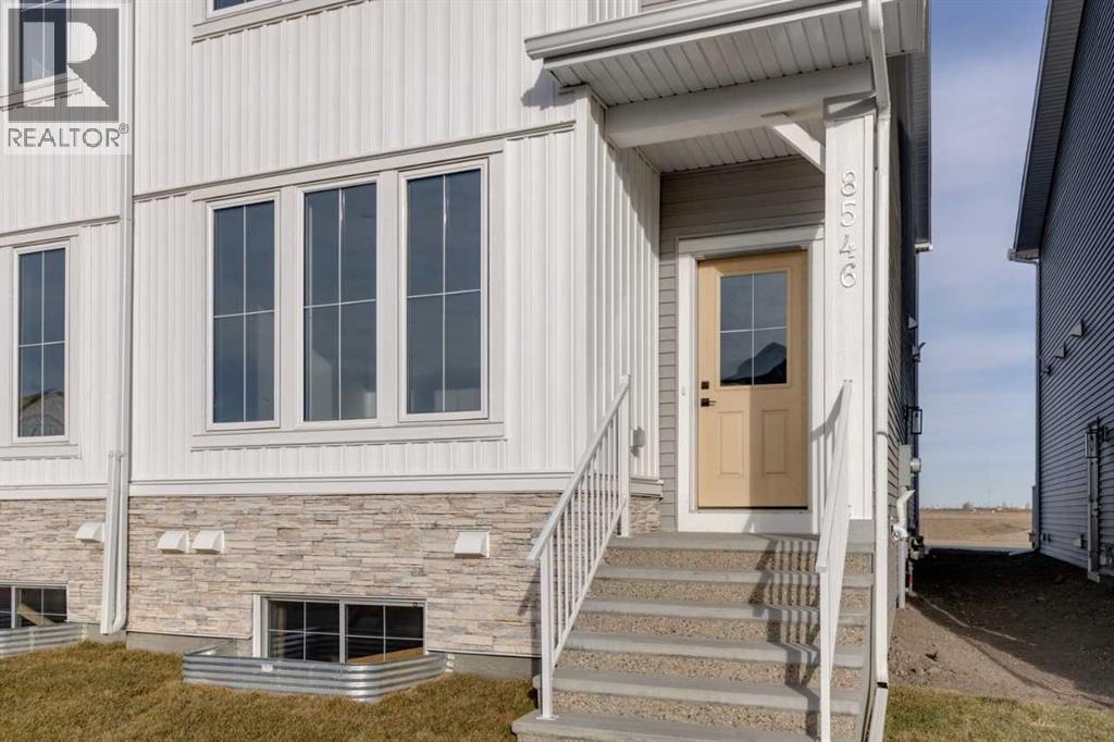 8542 Huxbury Drive Ne, Calgary, Alberta  T2A 4Y1 - Photo 3 - A2247736