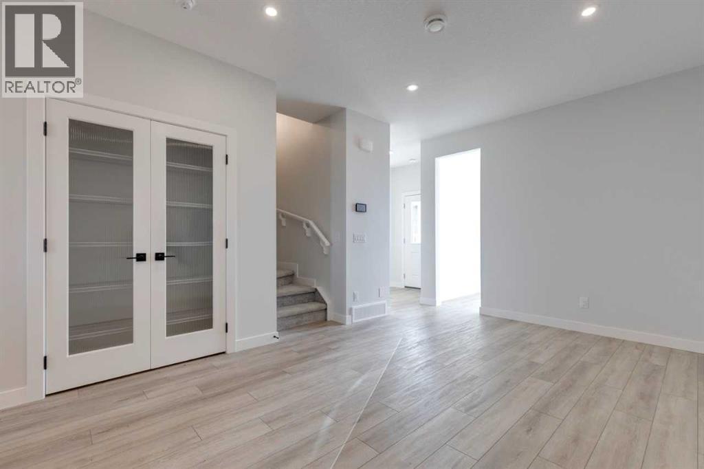 8542 Huxbury Drive Ne, Calgary, Alberta  T2A 4Y1 - Photo 11 - A2247736