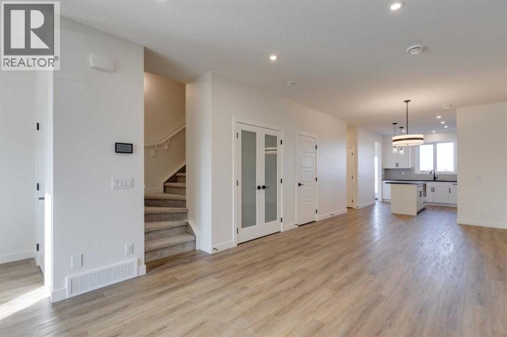 8546 Huxbury Drive Ne, Calgary, Alberta  T2A 4Y1 - Photo 8 - A2247764