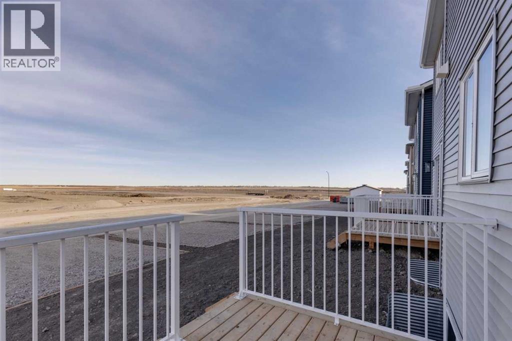 8546 Huxbury Drive Ne, Calgary, Alberta  T2A 4Y1 - Photo 4 - A2247764