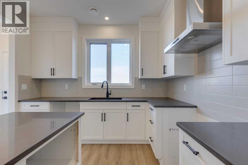 8546 Huxbury Drive Ne, Calgary, Alberta  T2A 4Y1 - Photo 13 - A2247764