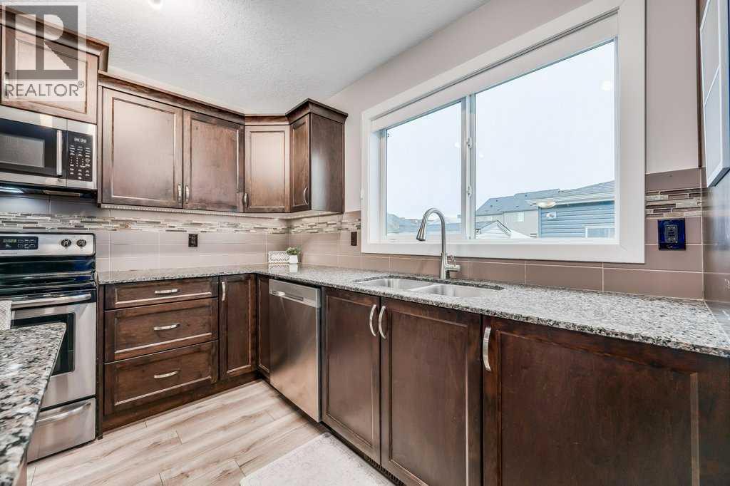 29 Legacy Mews Se, Calgary, Alberta  T2X 0Y6 - Photo 14 - A2269287