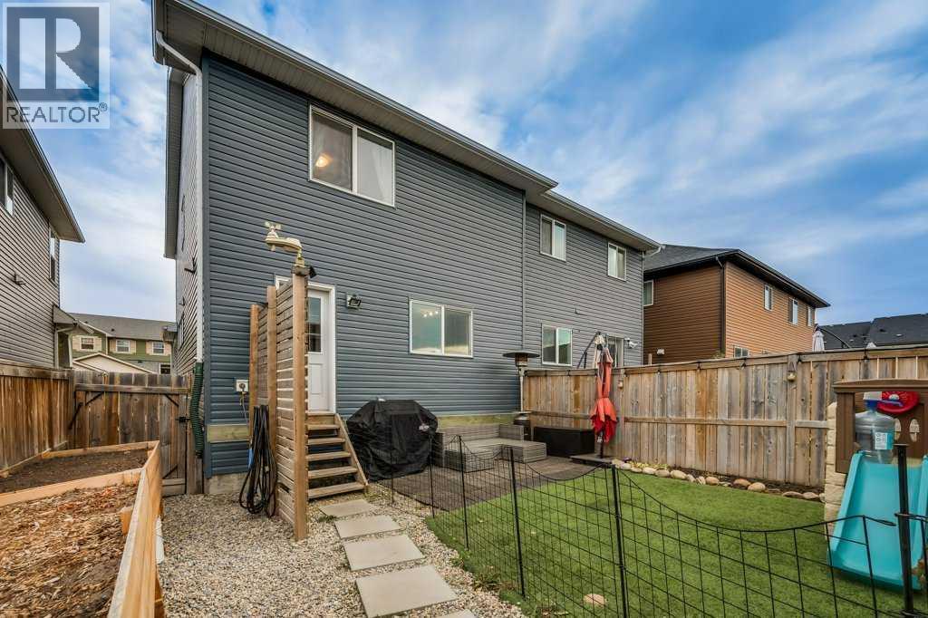 29 Legacy Mews Se, Calgary, Alberta  T2X 0Y6 - Photo 29 - A2269287