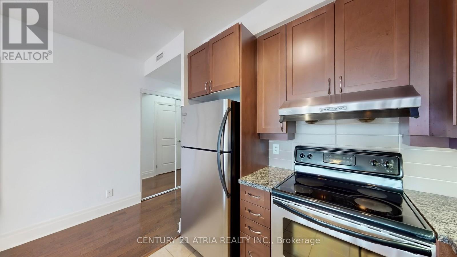 311d - 57 Upper Duke Crescent, Markham, Ontario  L6G 0B9 - Photo 22 - N12532954