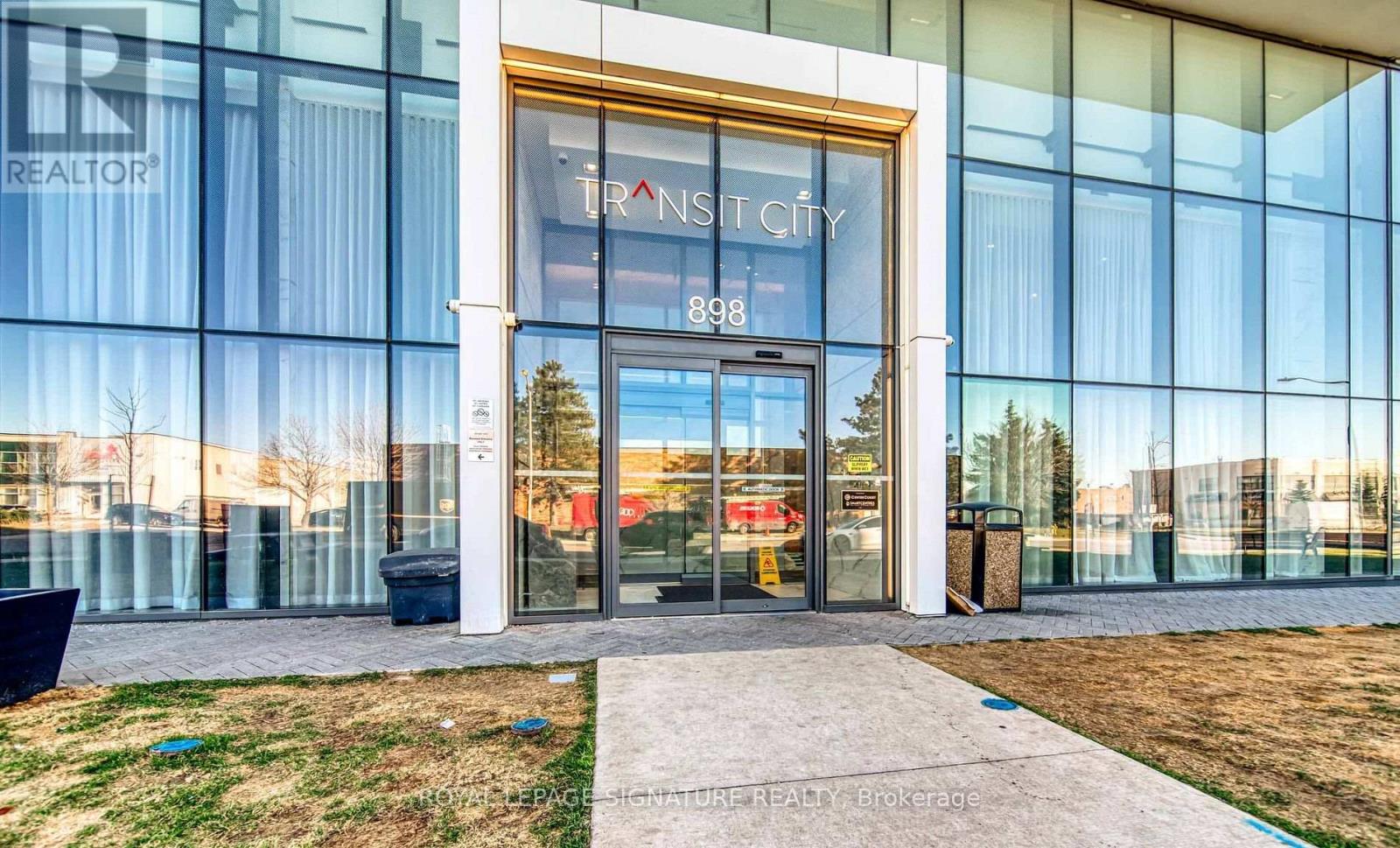 4712 - 898 Portage Parkway, Vaughan, Ontario  L4K 0J6 - Photo 2 - N12532970