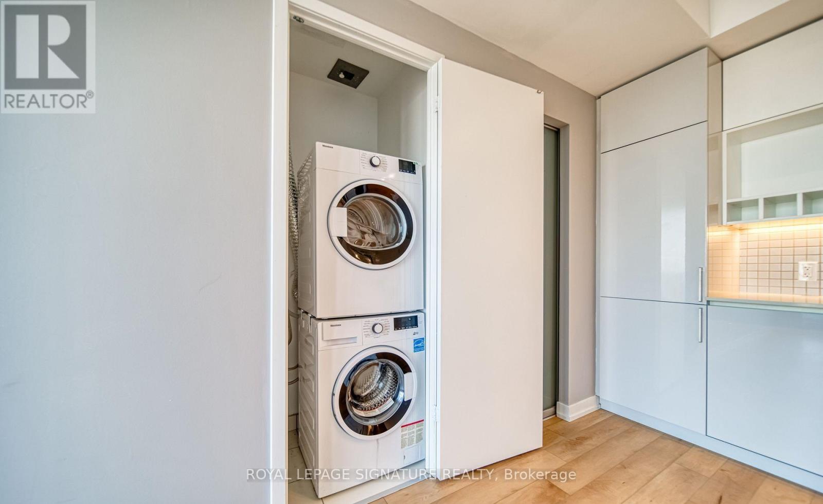 4712 - 898 Portage Parkway, Vaughan, Ontario  L4K 0J6 - Photo 20 - N12532970