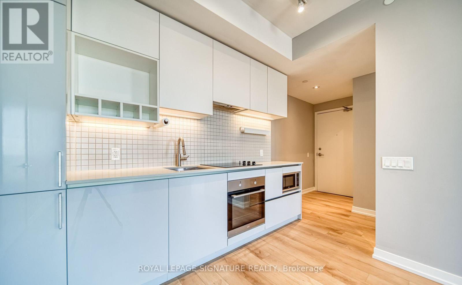 4712 - 898 Portage Parkway, Vaughan, Ontario  L4K 0J6 - Photo 9 - N12532970