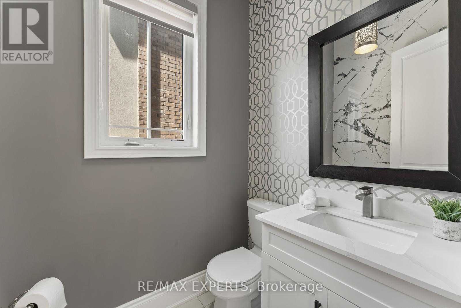 6 Dunrobin Crescent, Vaughan, Ontario  L4H 4A8 - Photo 24 - N12532982