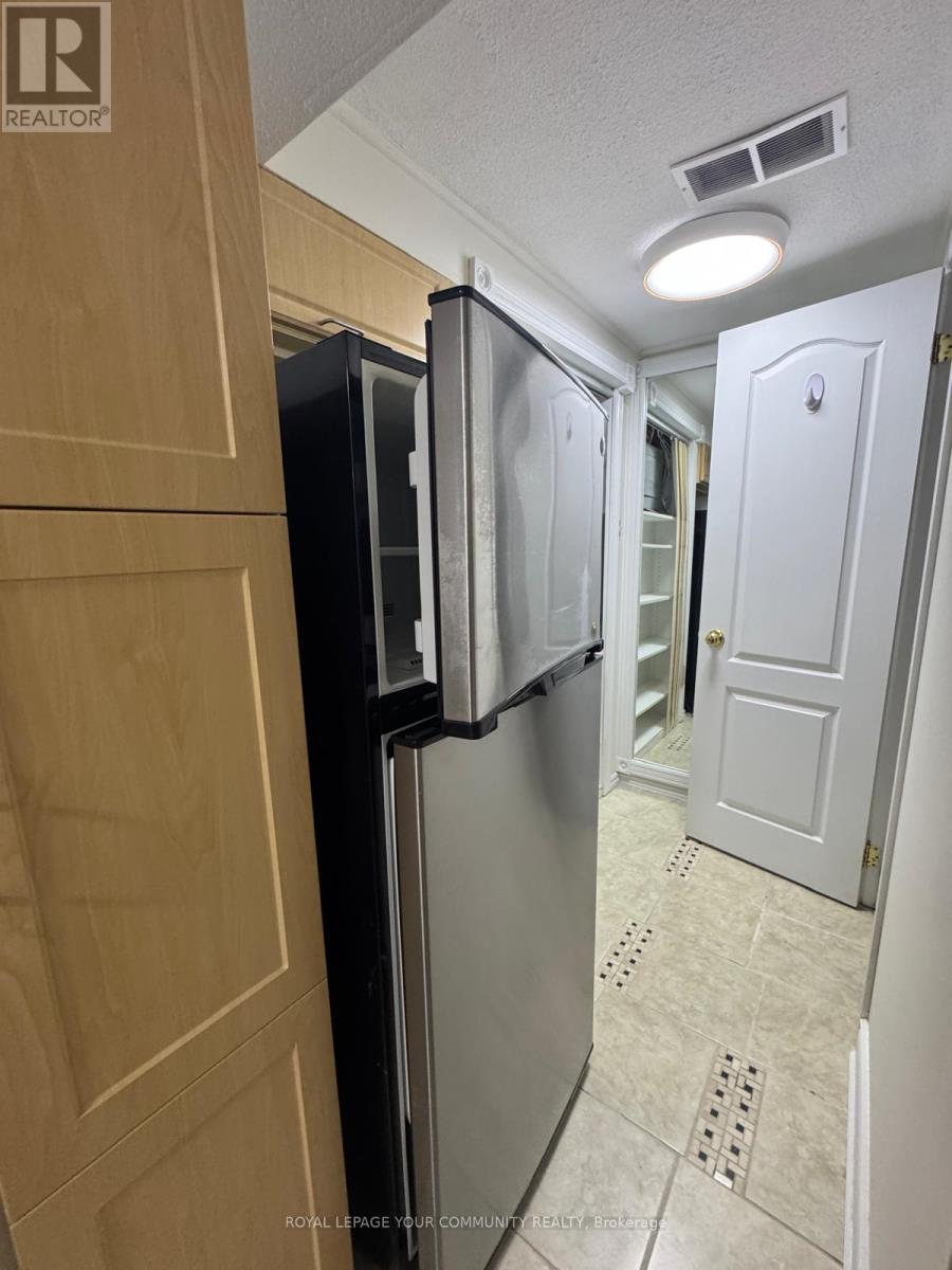 44 Royal Orchard Boulevard, Markham, Ontario  L3T 3C5 - Photo 12 - N12532984