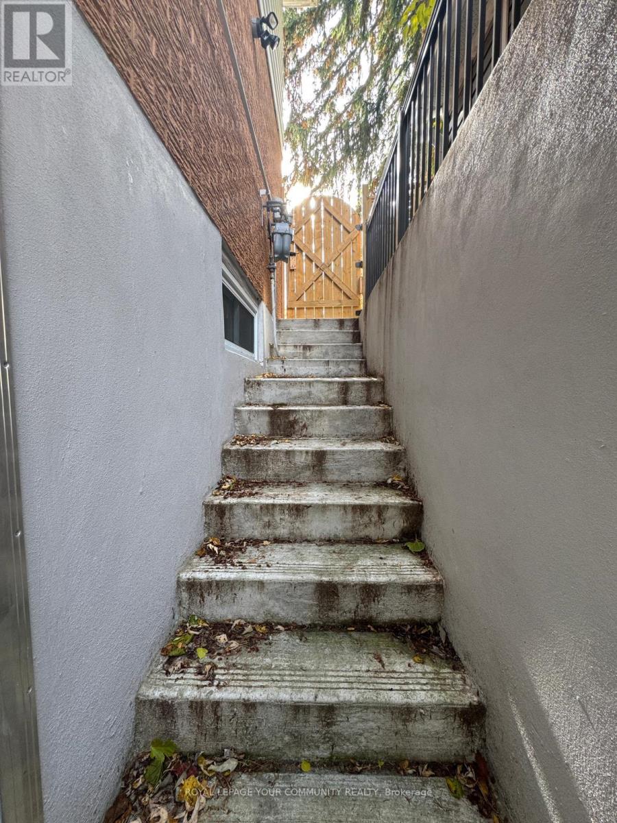 44 Royal Orchard Boulevard, Markham, Ontario  L3T 3C5 - Photo 14 - N12532984