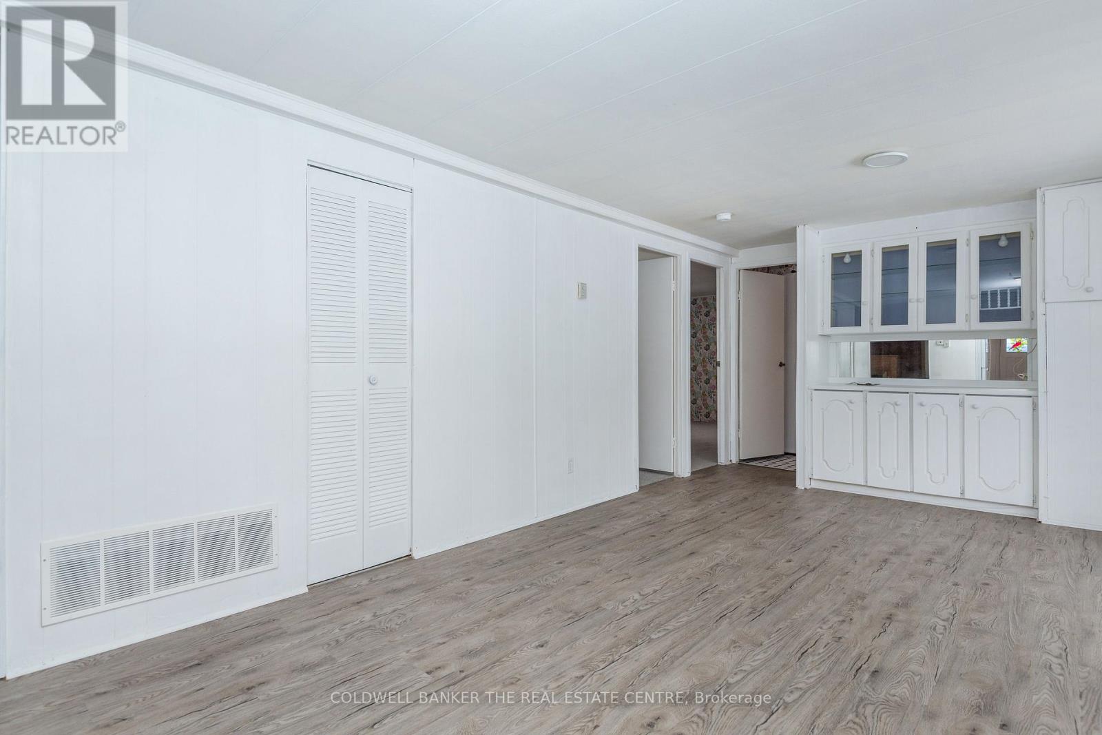 3 Maple Court, Innisfil, Ontario  L9S 1N9 - Photo 15 - N12533014