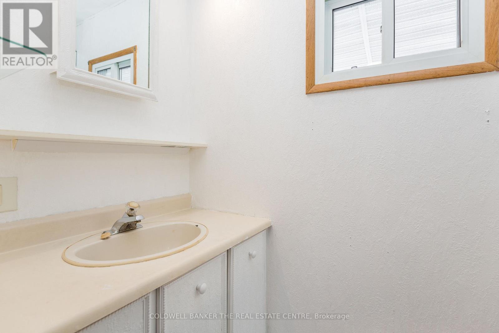 3 Maple Court, Innisfil, Ontario  L9S 1N9 - Photo 19 - N12533014