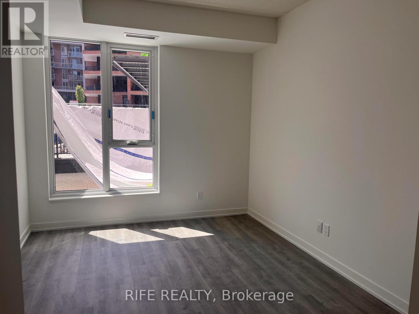 304 - 38 Simcoe Promenade, Markham, Ontario  L6G 0H7 - Photo 11 - N12533058