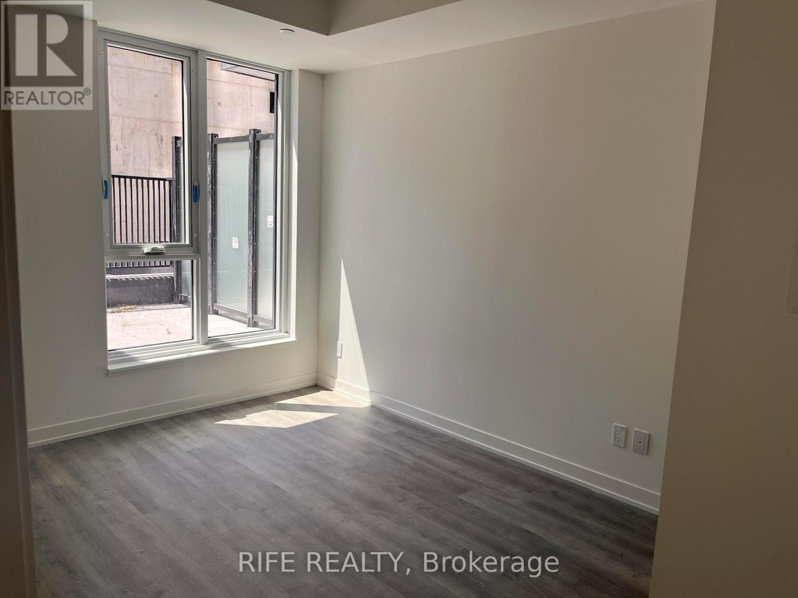 304 - 38 Simcoe Promenade, Markham, Ontario  L6G 0H7 - Photo 7 - N12533058