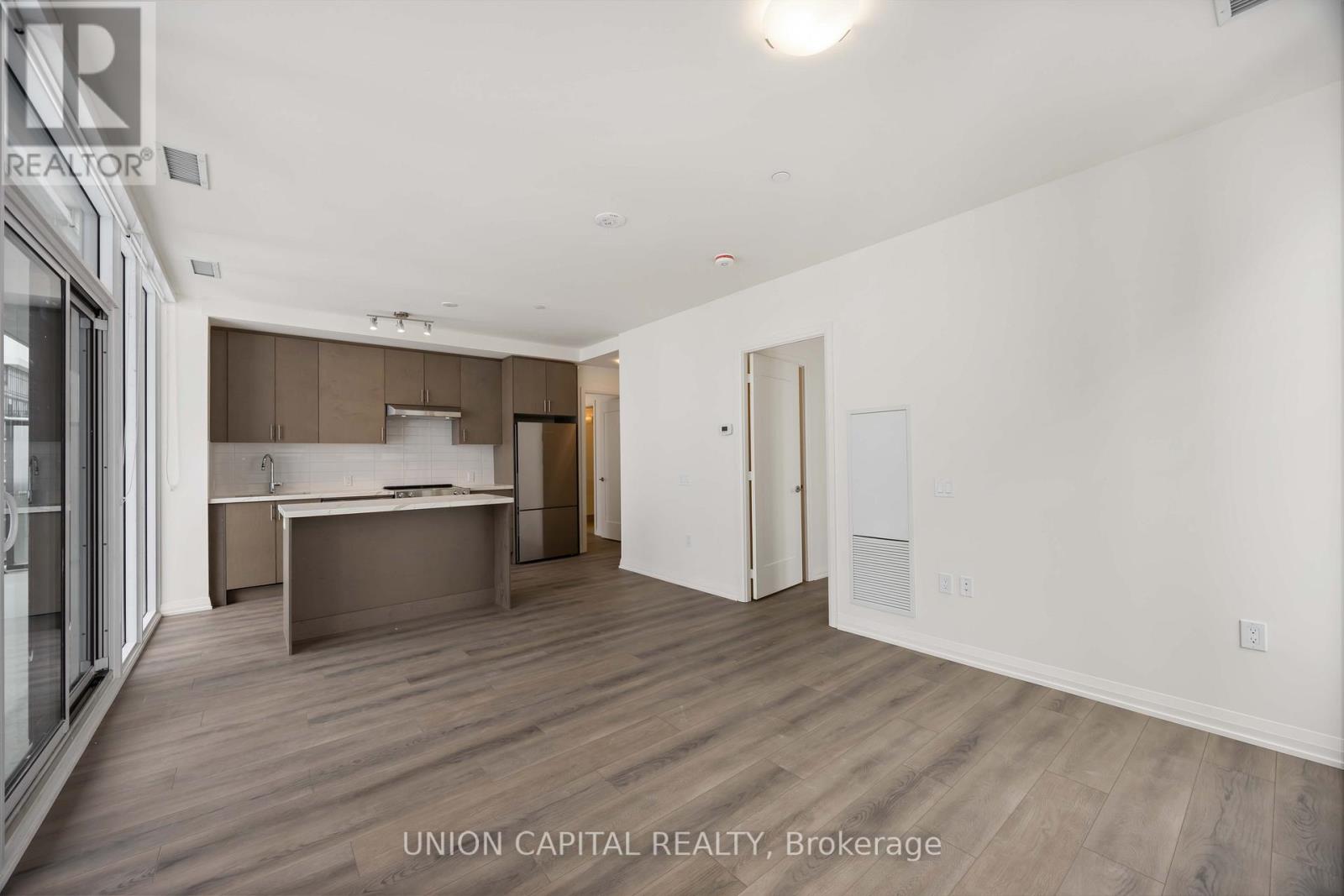 2410 - 8960 Jane Street, Vaughan, Ontario  L4K 0N9 - Photo 11 - N12533178