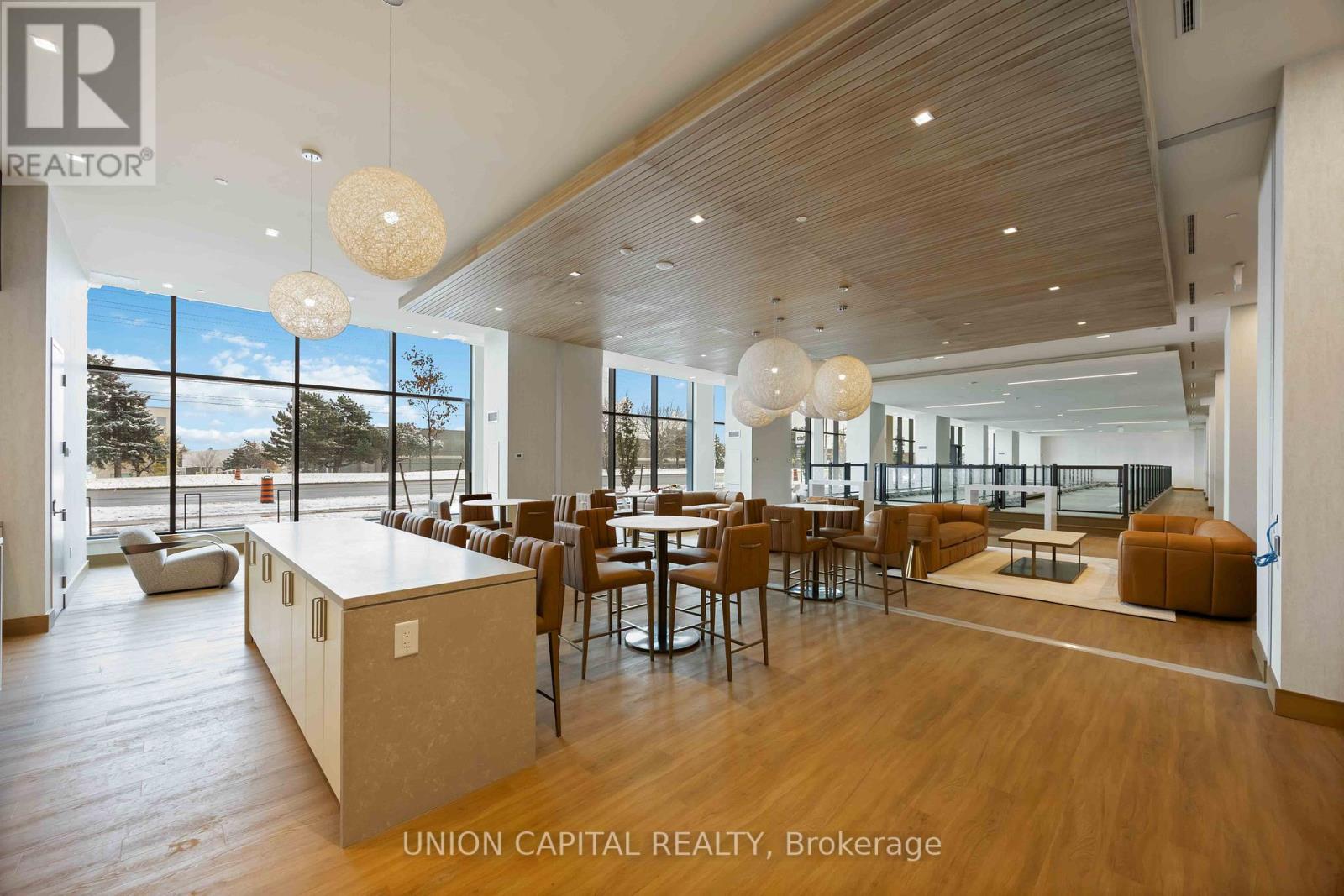 2410 - 8960 Jane Street, Vaughan, Ontario  L4K 0N9 - Photo 3 - N12533178