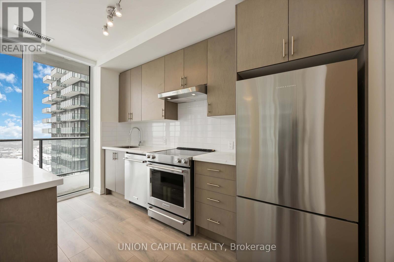 2410 - 8960 Jane Street, Vaughan, Ontario  L4K 0N9 - Photo 7 - N12533178