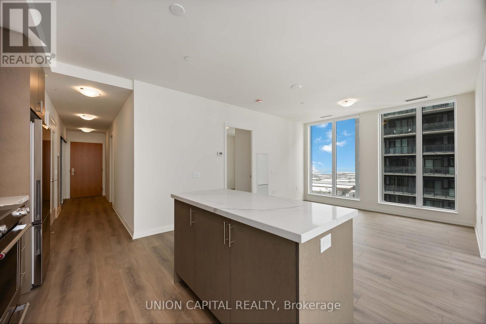 2410 - 8960 Jane Street, Vaughan, Ontario  L4K 0N9 - Photo 8 - N12533178