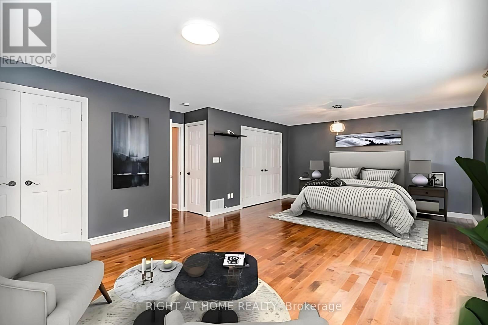 Upper - 5 Shannon Street, Barrie, Ontario  L4M 2K7 - Photo 5 - S12532900