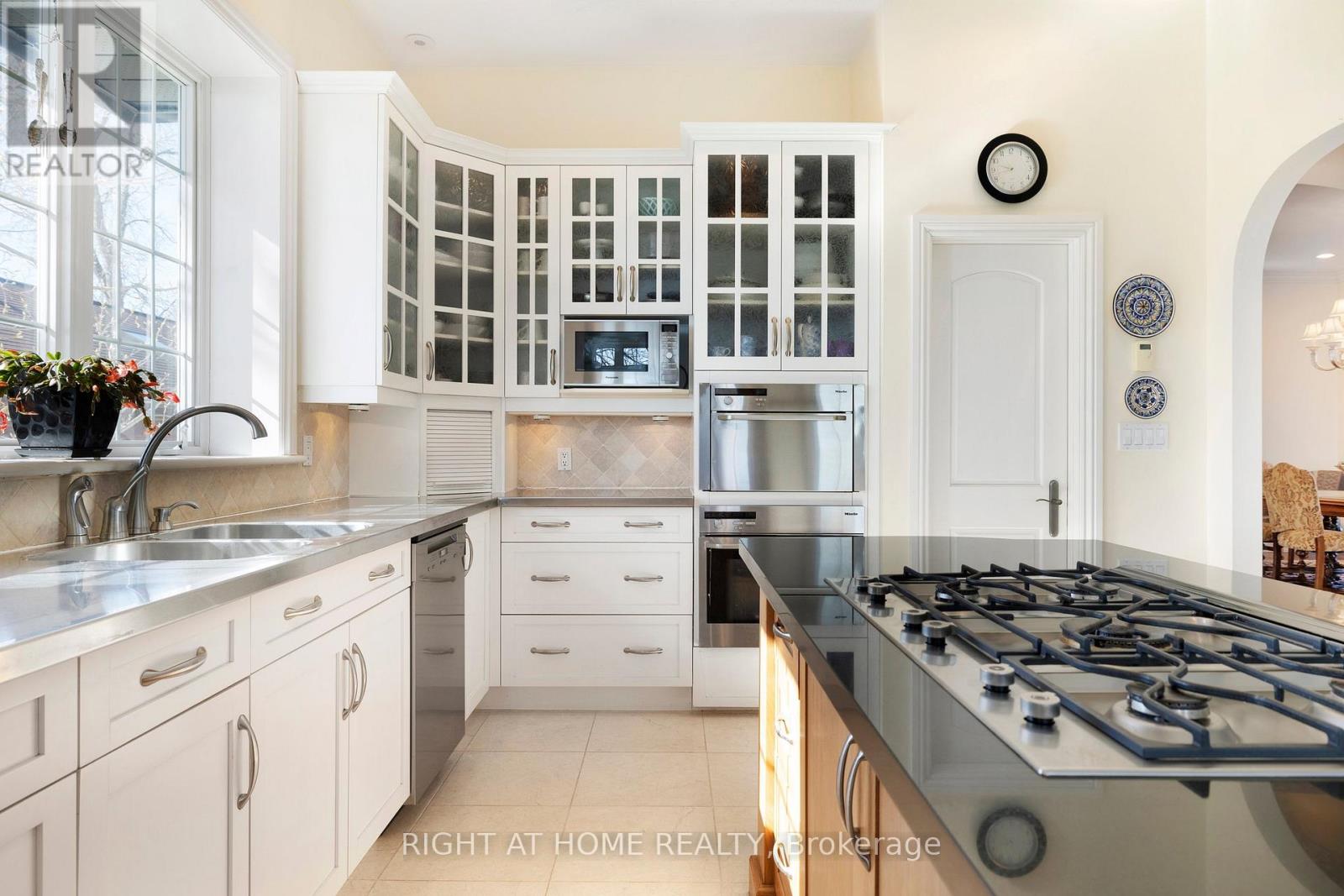 75 Indian Trail, Collingwood, Ontario  L9Y 0X2 - Photo 19 - S12533084