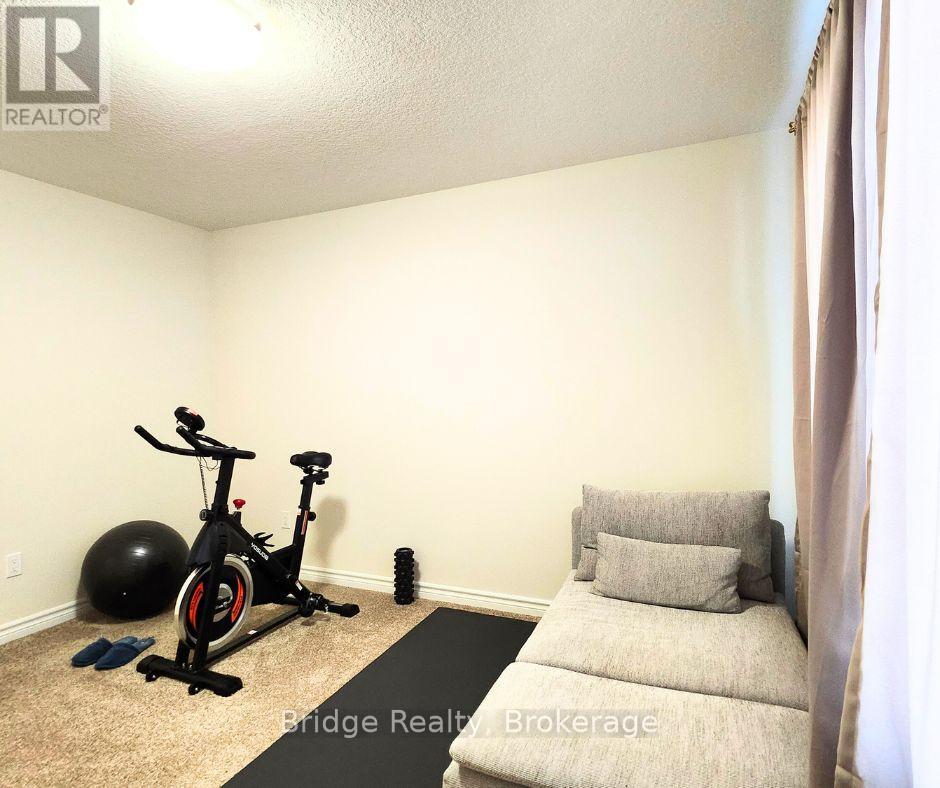 20 Welch Court, St. Thomas, Ontario N5R 0M2 - Photo 25 - X12533276