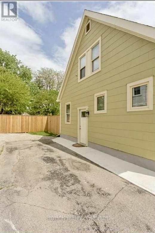 118 Brampton Road, London East, Ontario  N5Y 2C6 - Photo 3 - X12434720