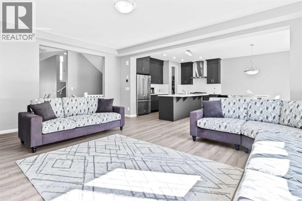 95 Carrington Close Nw, Calgary, Alberta  T3P 1P8 - Photo 3 - A2270150