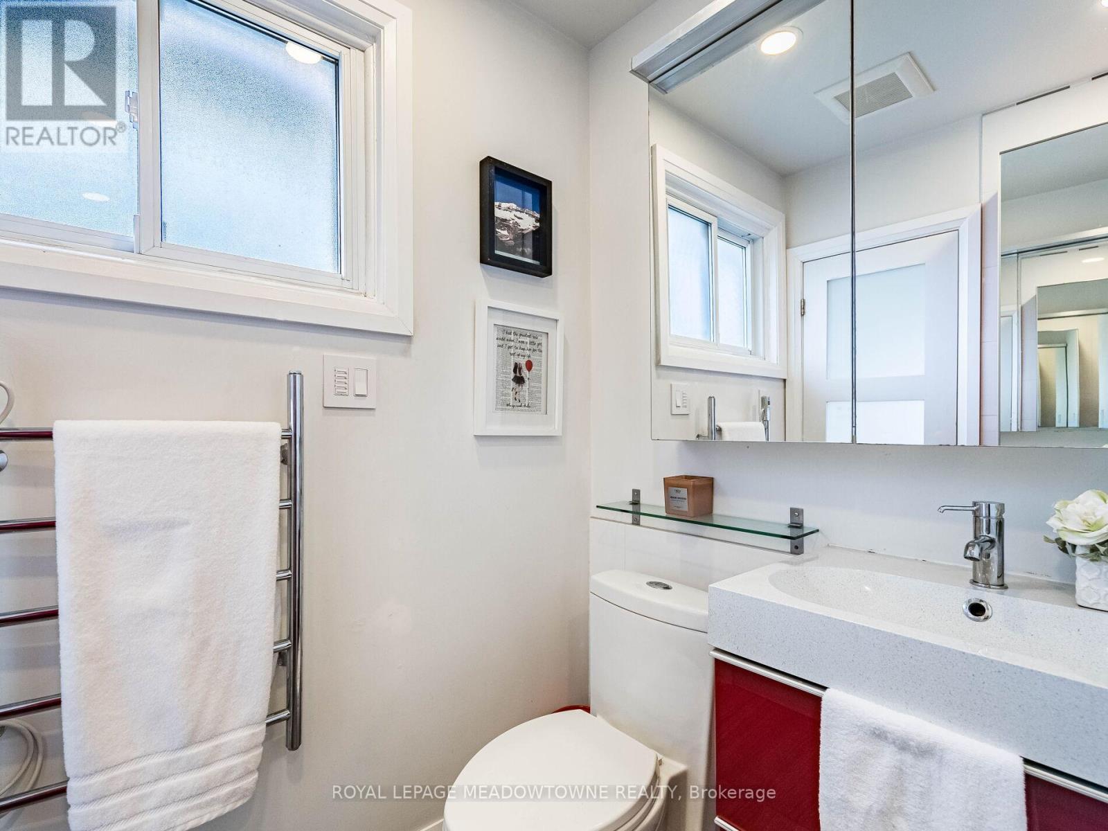 1266 Winding Trail, Mississauga, Ontario  L4Y 2T7 - Photo 19 - W12532906