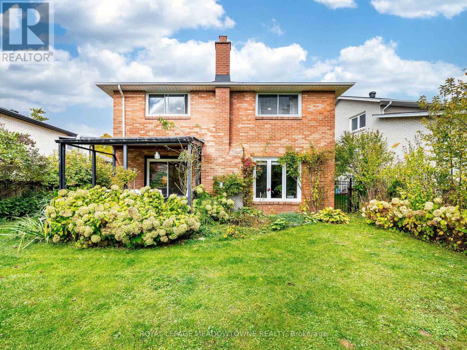 1266 Winding Trail, Mississauga, Ontario  L4Y 2T7 - Photo 48 - W12532906