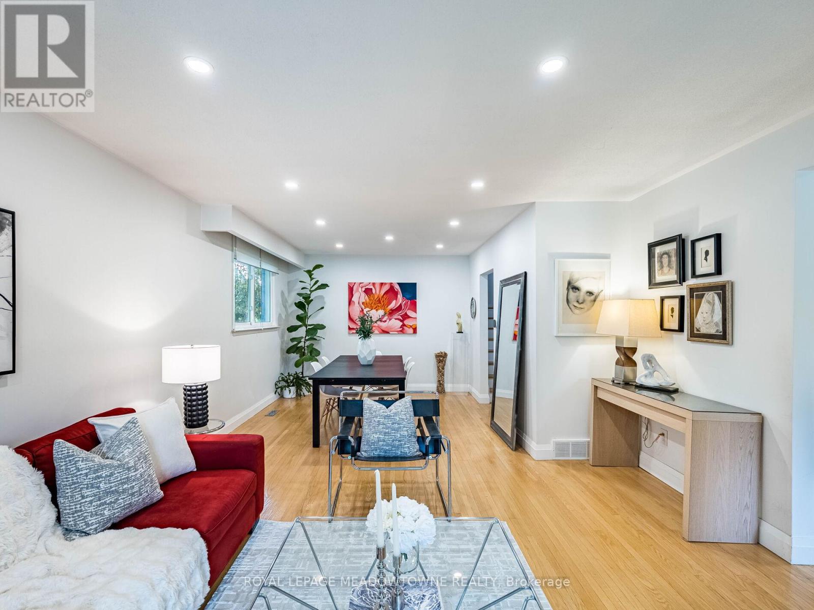 1266 Winding Trail, Mississauga, Ontario  L4Y 2T7 - Photo 8 - W12532906