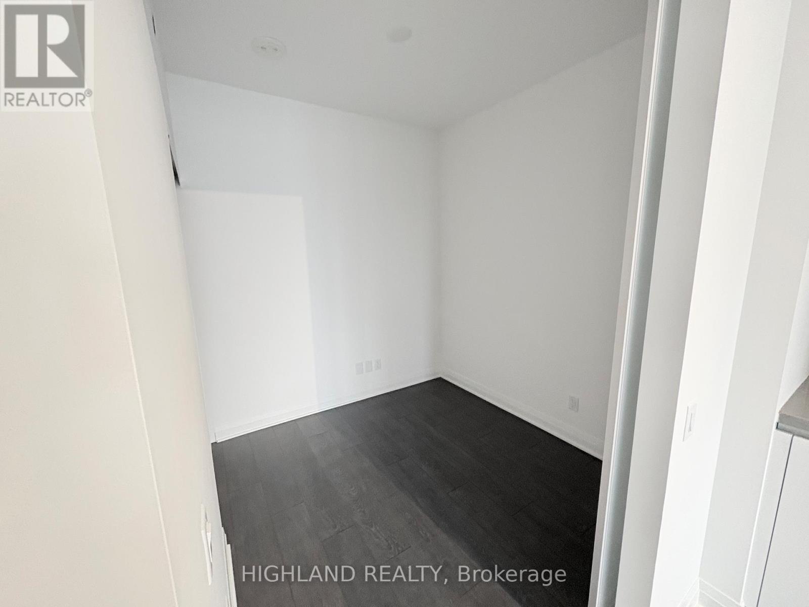 3206 - 4015 The Exchange, Mississauga, Ontario  L5B 0N4 - Photo 11 - W12532908