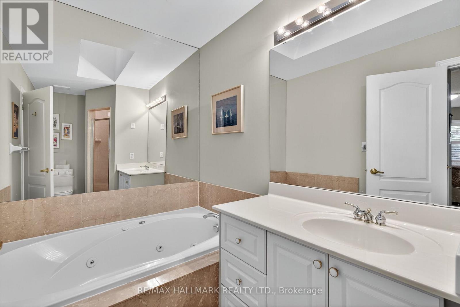 26 - 187 La Rose Avenue, Toronto, Ontario  M9P 3W1 - Photo 17 - W12532912