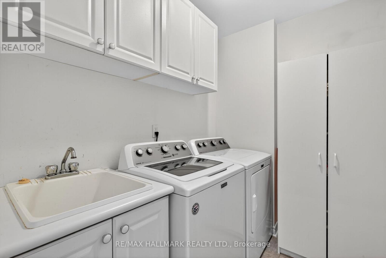 26 - 187 La Rose Avenue, Toronto, Ontario  M9P 3W1 - Photo 18 - W12532912