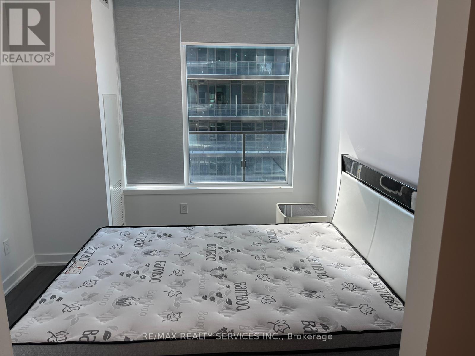 3211 - 1926 Lakeshore Boulevard W, Toronto, Ontario  M6S 1A1 - Photo 9 - W12532980