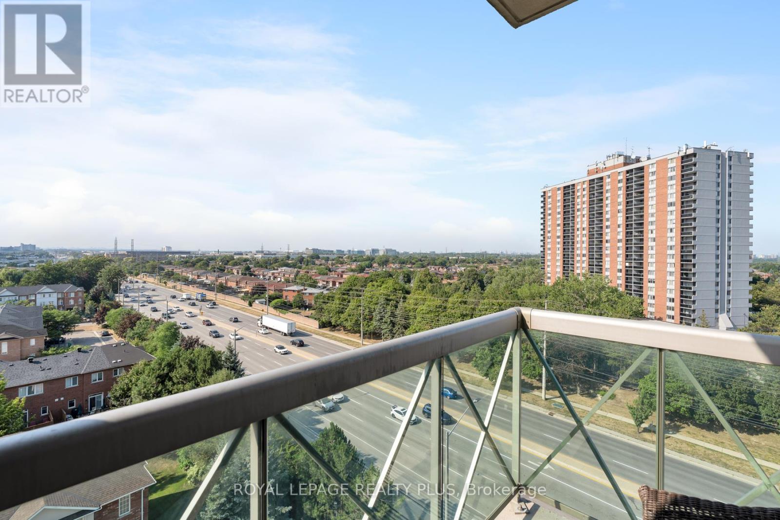 903 - 1359 Rathburn Road E, Mississauga, Ontario  L4W 5P7 - Photo 24 - W12533032