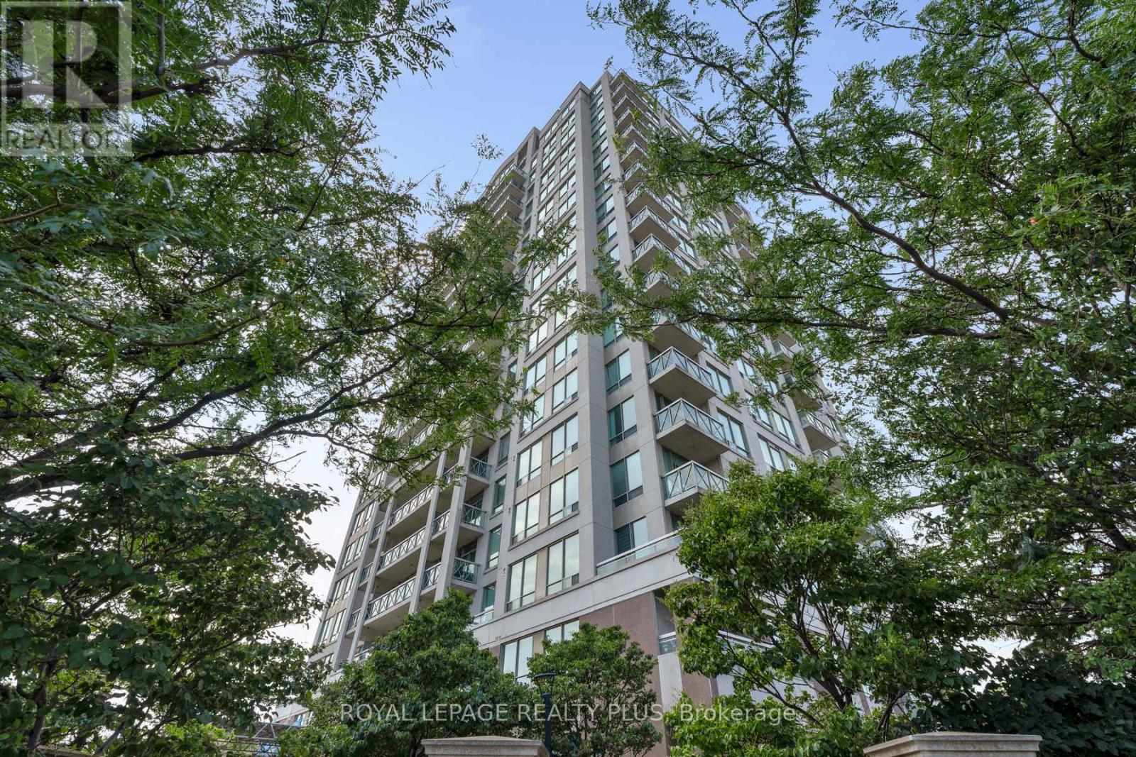 903 - 1359 Rathburn Road E, Mississauga, Ontario  L4W 5P7 - Photo 3 - W12533032