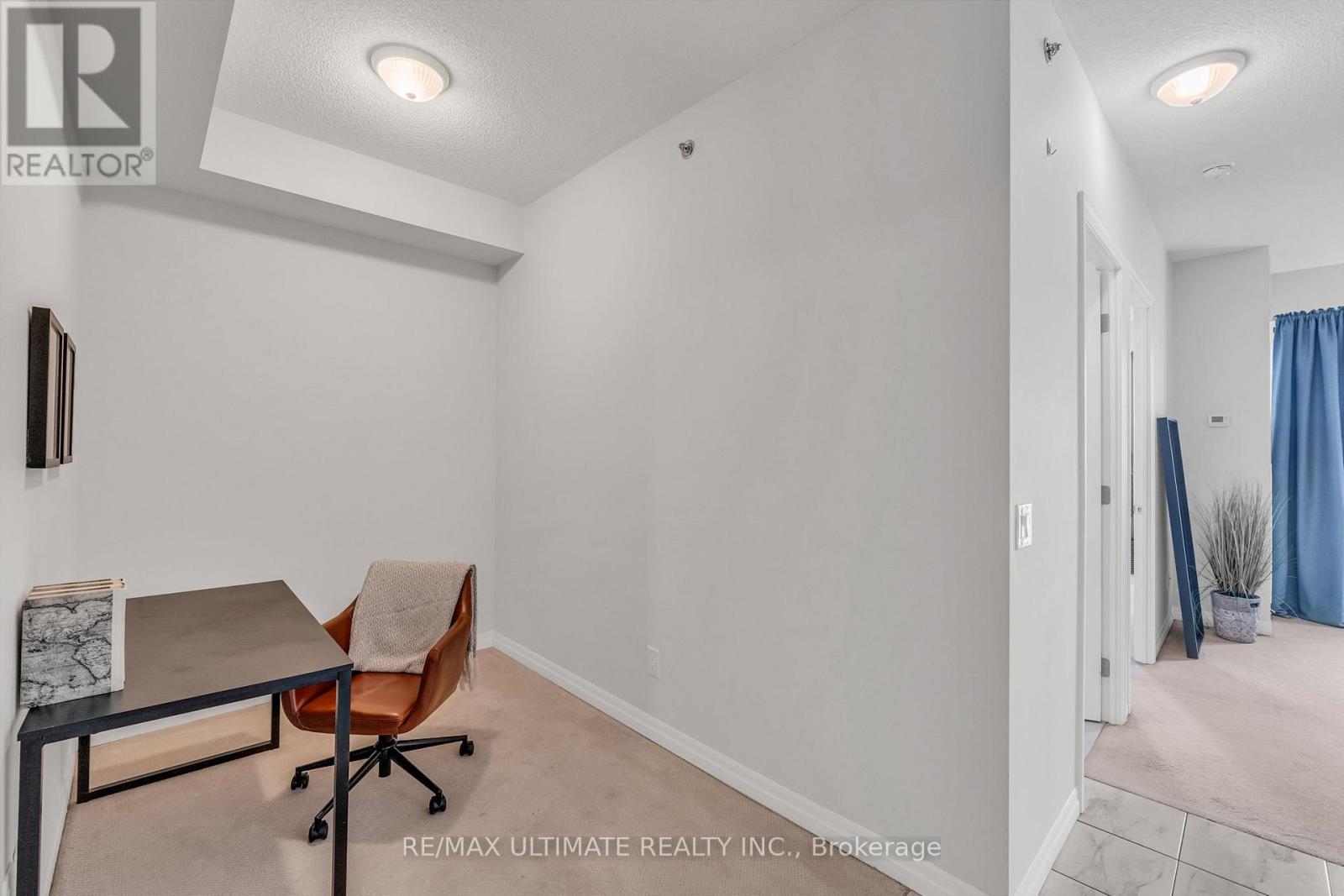 401 - 5001 Corporate Drive, Burlington, Ontario  L7L 0H5 - Photo 5 - W12533062