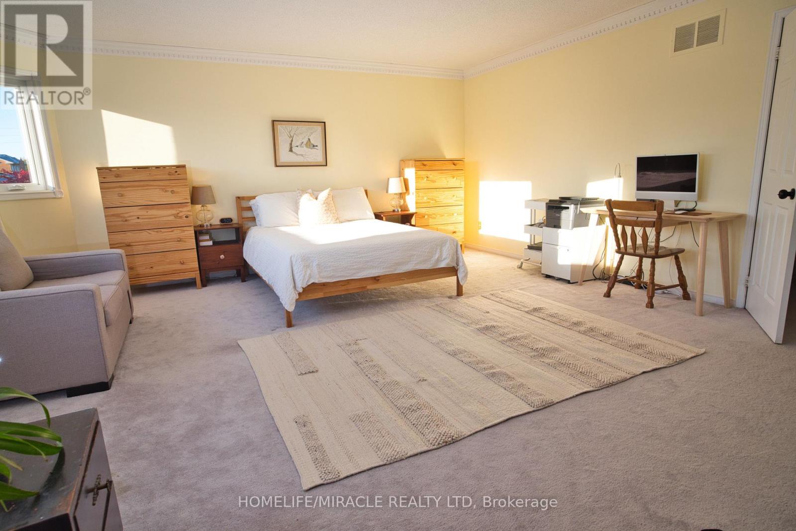 28 Adirondack Crescent, Brampton, Ontario  L6R 1E5 - Photo 24 - W12533098