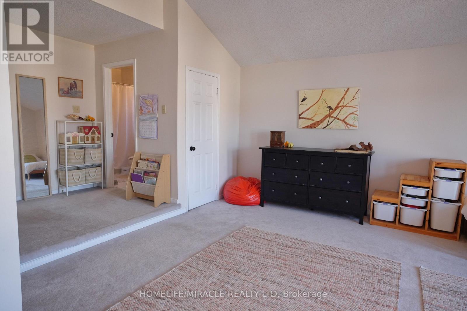 28 Adirondack Crescent, Brampton, Ontario  L6R 1E5 - Photo 34 - W12533098