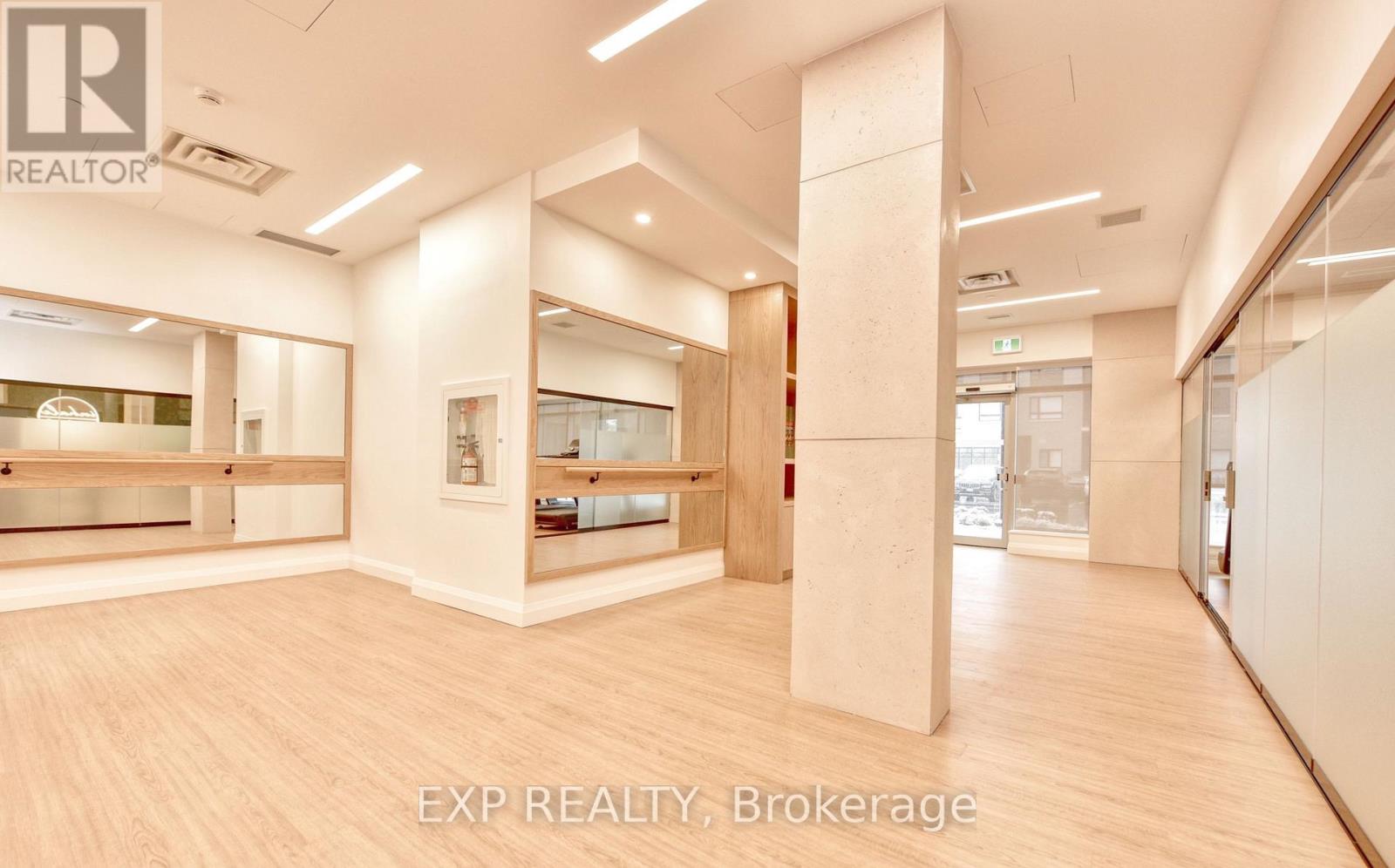 214 - 3250 Carding Hill Trail, Oakville, Ontario  L6M 5T3 - Photo 5 - W12533100