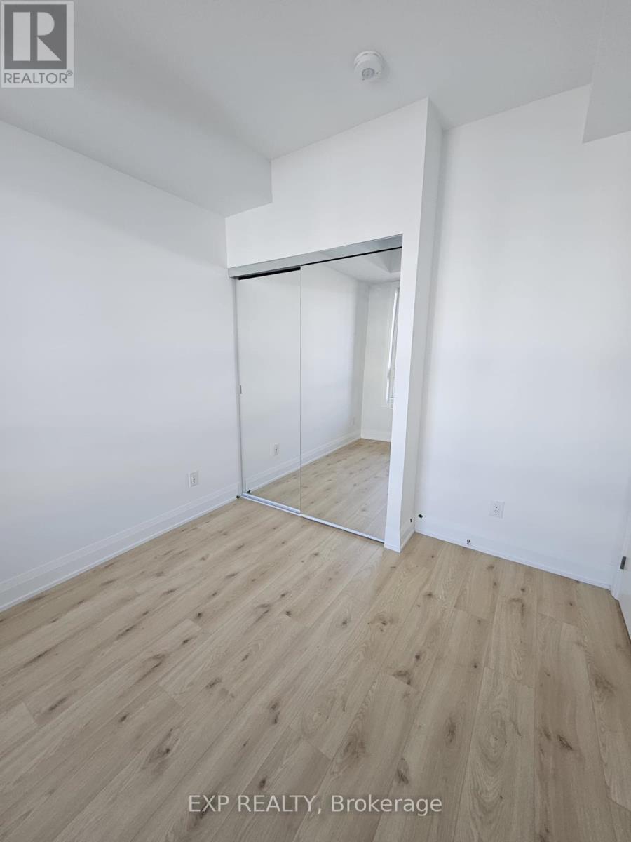 214 - 3250 Carding Hill Trail, Oakville, Ontario  L6M 5T3 - Photo 9 - W12533100